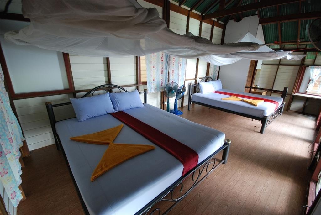 Tohko Beach Resort Phi Phi Værelse billede