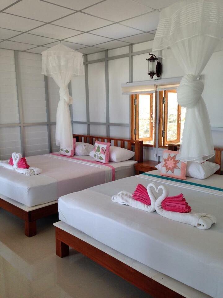 Tohko Beach Resort Phi Phi Eksteriør billede